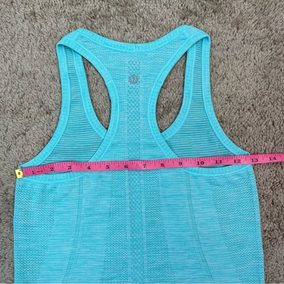 Lululemon Run: Swiftly Tech Racerback
Heathered Angel Blue Top W1F10S, Size 4 - Picture 12 of 16